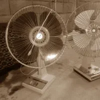 باسلام دوعدد پنگه قدیمی پارس خزر سالم|پنکه و تصفیهکنندهٔ هوا|باسمنج, |دیوار