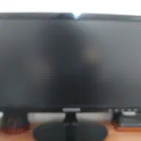 کامپیوتر همراه لوازم کامل