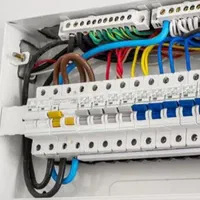 خدمات برق ساختمان و اجرای برق صنعتی برقکار ساختمان