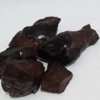 تعدادی سنگ قیمتی آبسیدین با تخفیف ویژه