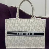 کیف دیور شیک و نو، تخفیف فوری برای خریدار واقعی