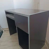 میزمطالعه و میزکامپیوتر