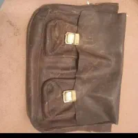 کیف چرم اصل و قدیمی رمزدار بدون ایراد و سوراخی