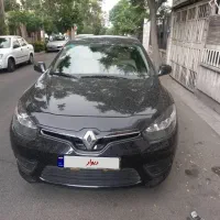رنو فلوئنس بدون رنگ ۲۰۱۵