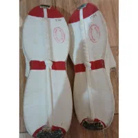 گیوه کلاش|کیف، کفش، کمربند|بومهن, |دیوار