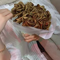 گل روبانی و پروانه ای
