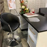 میر مدیریت ومیز ناخن