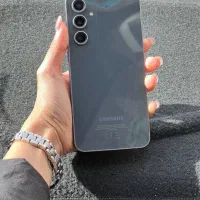 گوشی s23feتر تمیز