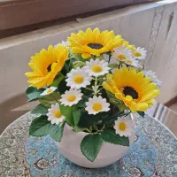 گلدان و باکس گل مصنوعی بهترین هدیه با قیمت مناسب