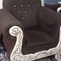 مبل نیمه سلطنتی