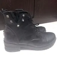 بوت|کیف، کفش، کمربند|فردوسیه, |دیوار