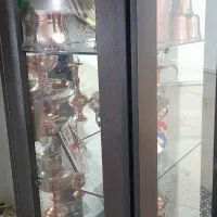 ویترین زیبا شیک  بدون شکستی یا خط خش