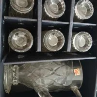 دو دست لیوان و پارچ خارجی استفاده نشو کاملا نو