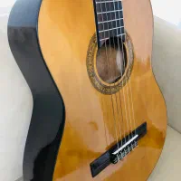 گیتار هافنر +تیونر+زیر پایی