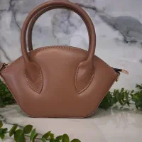 کیف نیم گرد