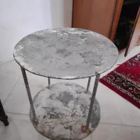 دو عدد میز|میز تحریر و کامپیوتر|گلبهار, شهر جدید گلبهار|دیوار