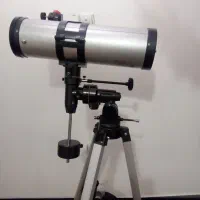 تلسکوپ آیینه ای ۱۲۷میلیمتری