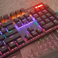 کیبورد گیمینگ V500 pro|قطعات و لوازم جانبی رایانه|تهران, توحید|دیوار