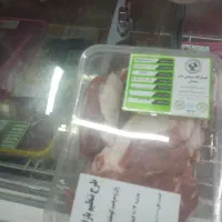 قصاب برای برشکاری گوشت