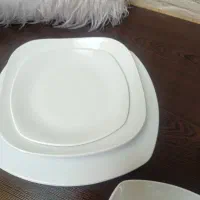 غذاخوری سفید  سرویس کامل ۲۴ نفره  کاملاً سالم|ظروف سرو و پذیرایی|سنندج, |دیوار