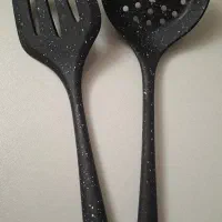 دوعدد کفگیر سیلکونی نو