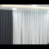 یه عدد پرده سه متری پانچ بامیله پرده درحد نو