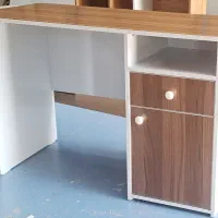 میز تحریر مدل لیون