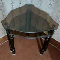 جلو مبلی شیشه ای