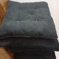 حدود ۴۵ تا بالشتک ۵۰ در ۵۰