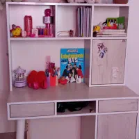 کمد و میز تحریر نو