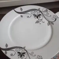 سرویس چینی ۱۲ نفره