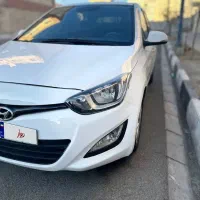 هیوندای i20