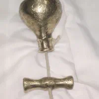 شاقول بنایی قدیمی برنز|کلکسیون اشیاء عتیقه|میاندوآب, |دیوار