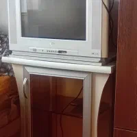 میز وتلویزیون ۲۴ اینچ ال جی فلترون