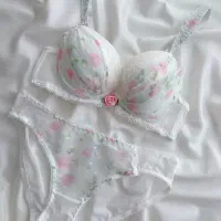 لباس زیر زنانه دخترانه