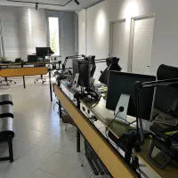 استخدام کارشناس فروش تلفنی