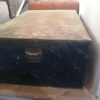 صندوقچه فلزی معروف به چمدان کویتی ضد آبقدیمی
