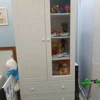 کمد و پاتختی کودک