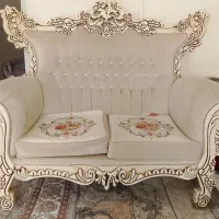 مبل نیمه سلطنتی