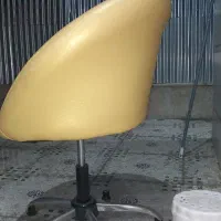 صندلی در حد نو بدون ایراد|صندلی و نیمکت|دره شهر, |دیوار