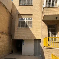 اجاره منزل ۳طبقه دربست|اجارهٔ خانه و ویلا|اصفهان, جاوان|دیوار
