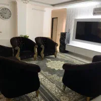 مبل در حد نو 7نفره به همراه ویترین و میز گرد|مبلمان خانگی و میز عسلی|آمل, |دیوار