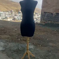 وسایل‌مغازه‌پوشاک‌فروش