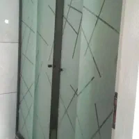 نصب شیشه سکوریت،فریم دار،آینه کاری،رومیزی|خدمات پیشه و مهارت|مشهد, شاهد (شهرک غرب)|دیوار