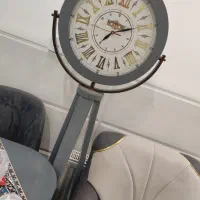 ساعت ایستاده