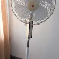 پنکه ایستاده