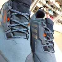 کتونی آدیداس terrex اورجینال آکبند سایز ۴۱|کیف، کفش، کمربند|کرج, مهرویلا شمالی|دیوار