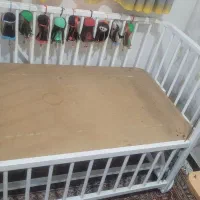 گهواره کنار تخت با سرویس خواب کامل