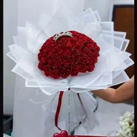 بوکت پروانه و دسته گل روبانی