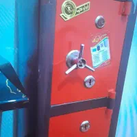 گاوصندوق و زنجیر چرخ